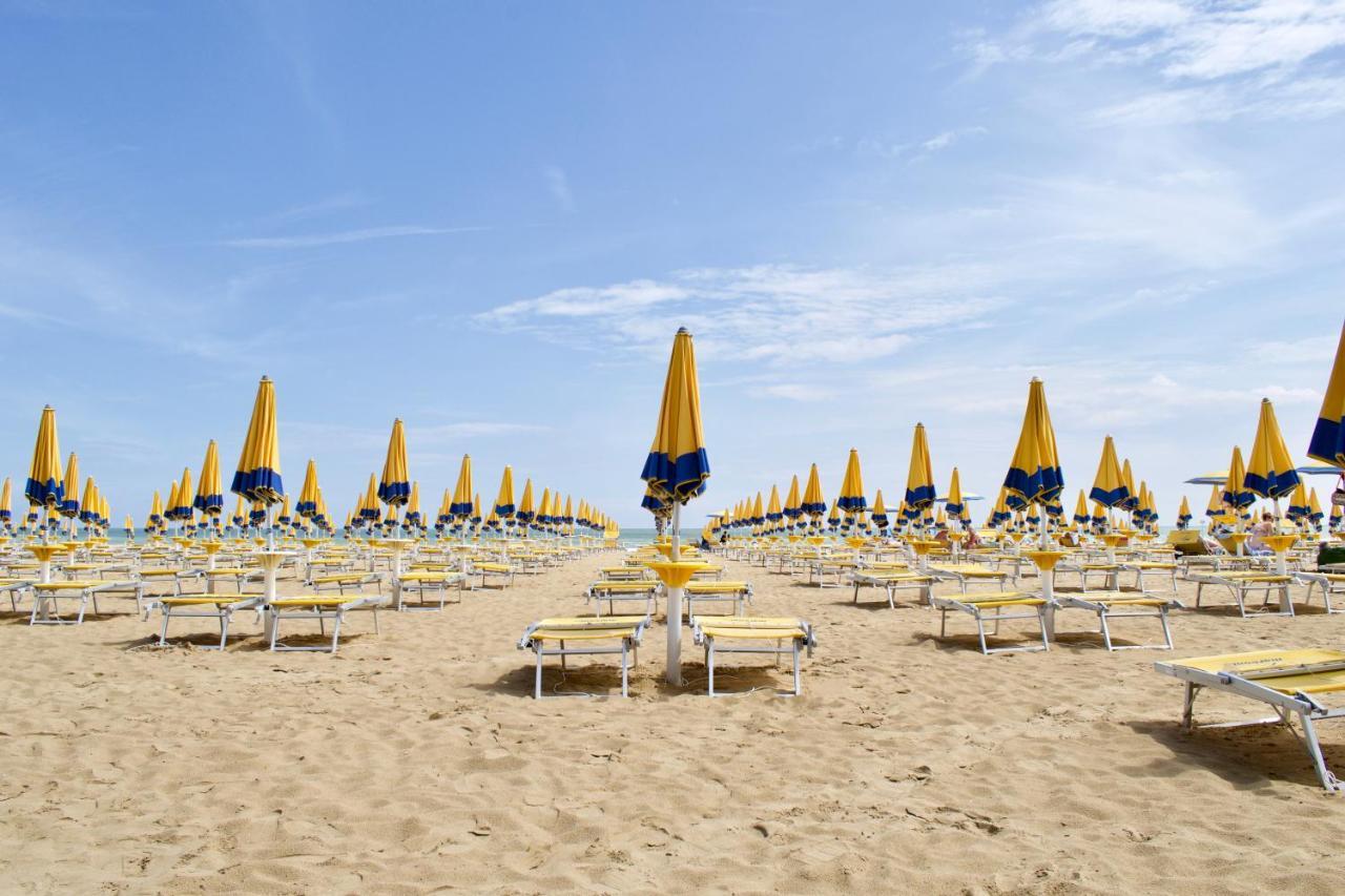 Appartamento Alghe Rosse Lido di Jesolo Eksteriør bilde